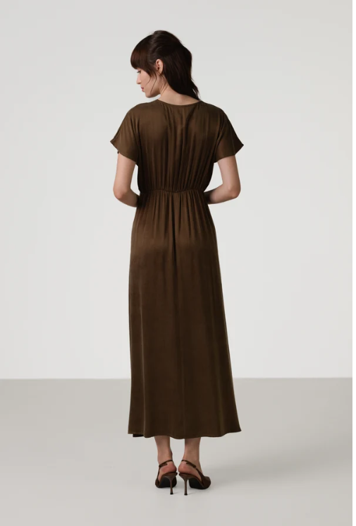 Vestido Lourena com Decote em V | Marrom